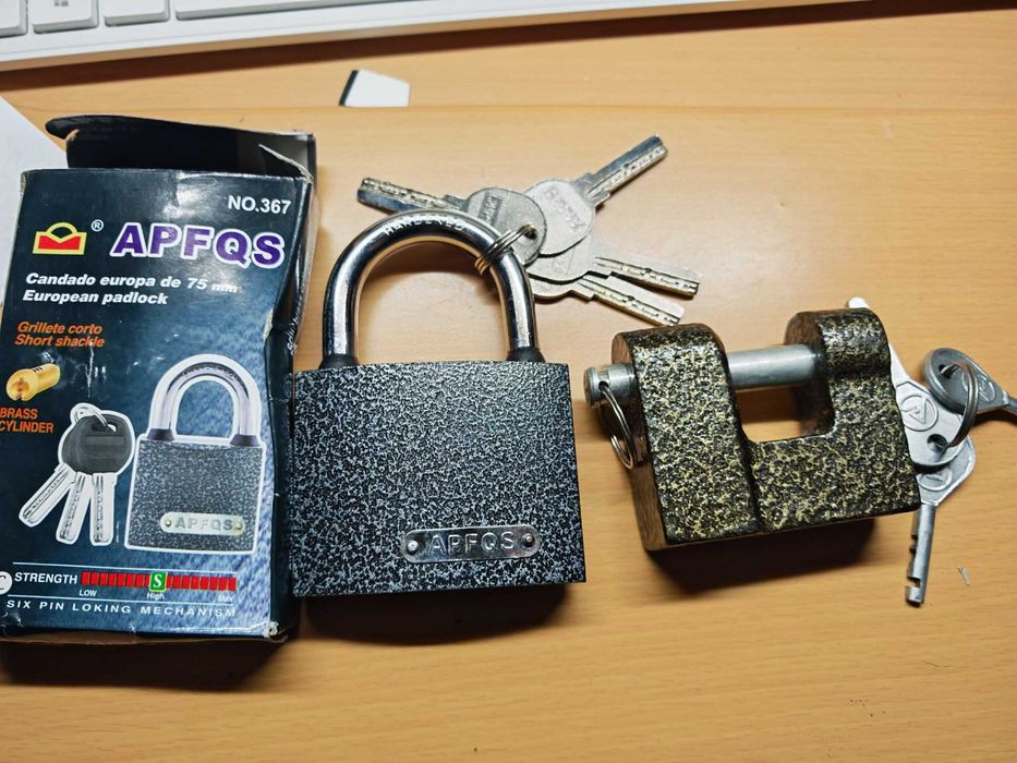 Навісний замок, Замок навесной