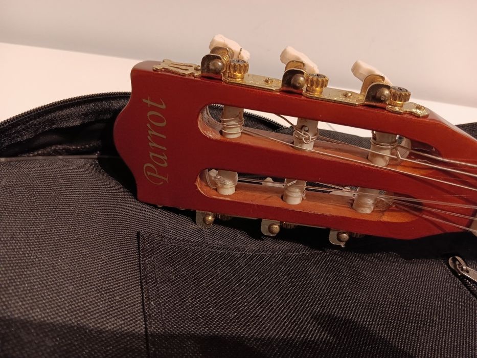 Guitarra para criança