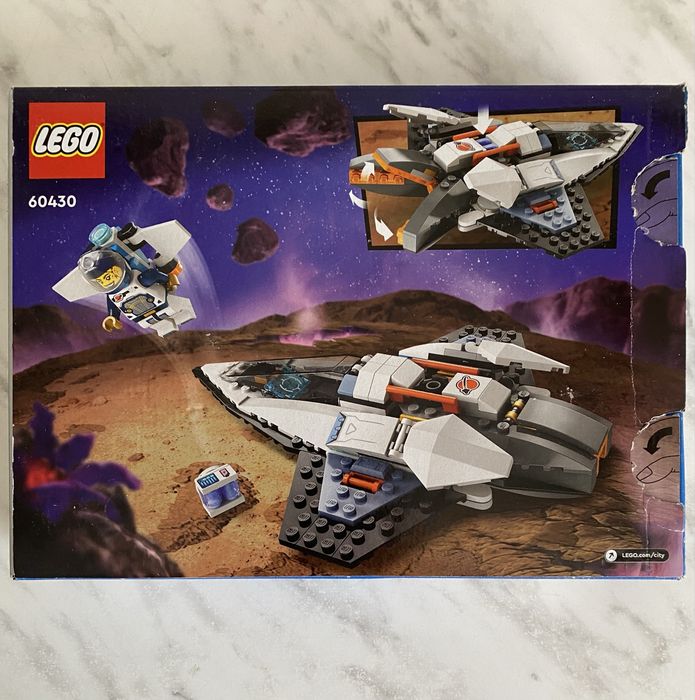 Лего LEGO City Міжзоряний космічний корабель (60430)