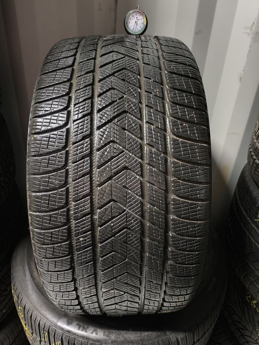 #Opona Pirelli scorpion winter 305/35/21 pojedynka