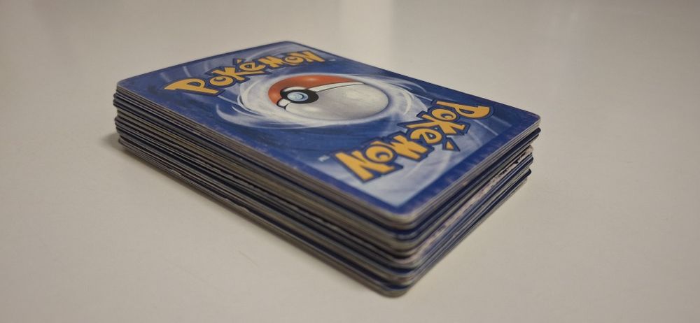 TCG - Pokémon, 40 cartas