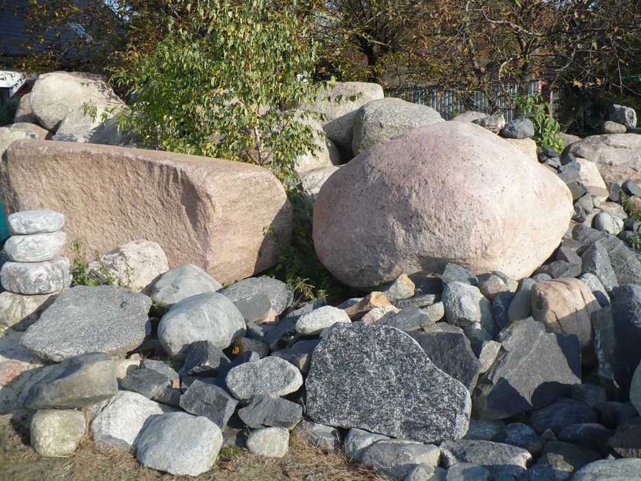 Kamień naturalny. Głazy narzutowe. Szeroki wybór.