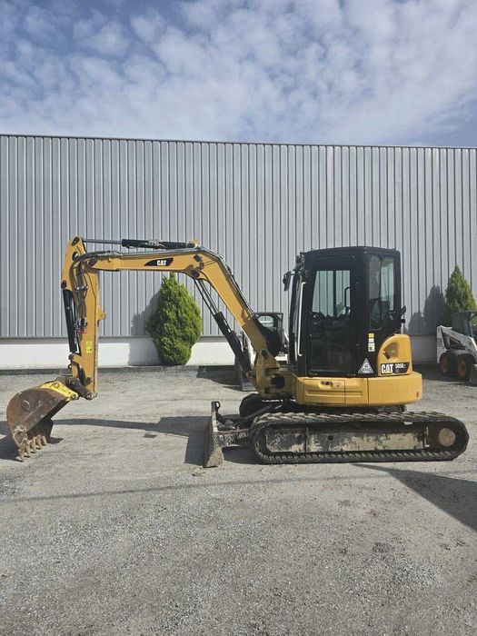 Escavadora/Mini-Giratória Caterpillar 305E 2