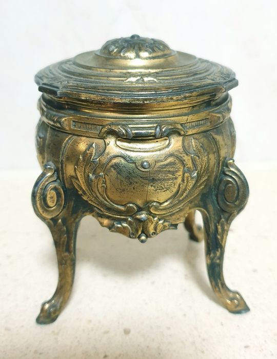 Beautiful antique 19th-century French jewelry box