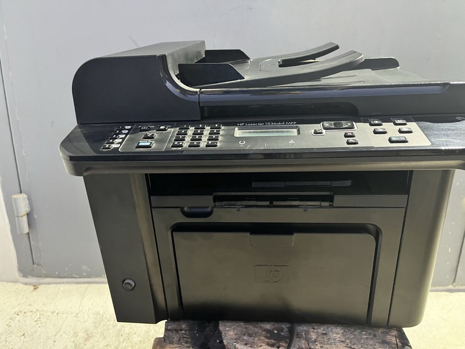 Багато функціональний пристрій НР 1536