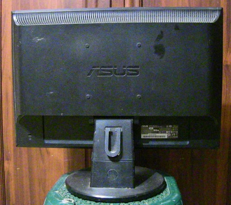 Монитор Asus VW183D-B