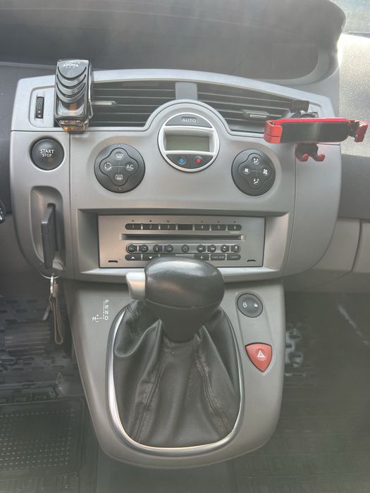 Продаю Renault megan scenik 2 Рено сценік 2