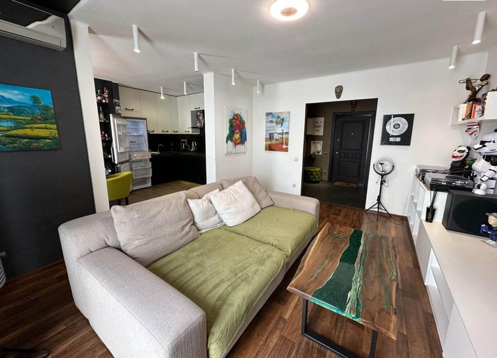 Стильна 2-к квартира 70 м² ЖК Позняки 4-А