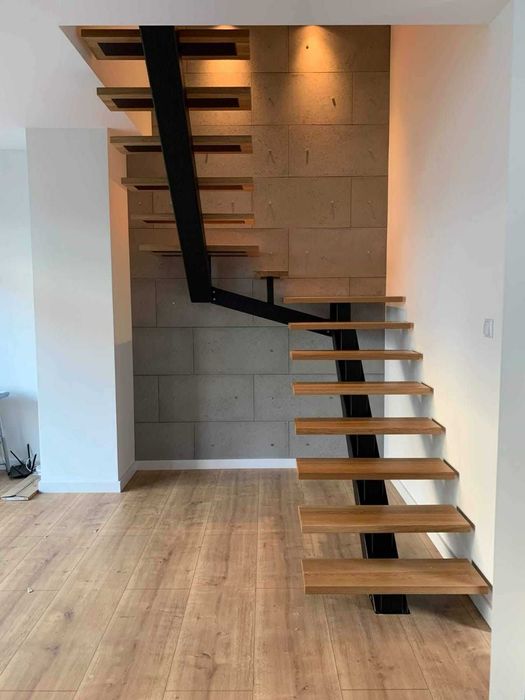 Schody dębowe, konstrukcja stalowa LOFT