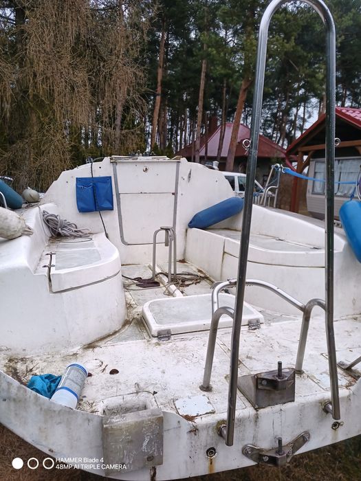 Jacht żaglowy, żaglówka, łódź phobos 19