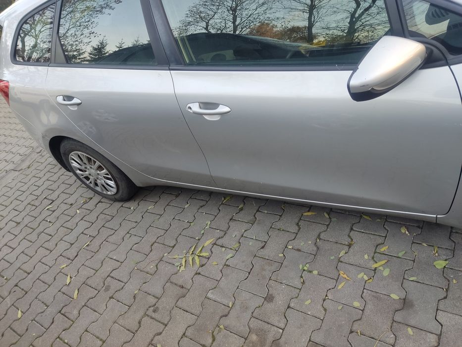 Drzwi przednie/ tylnie kia cee'd