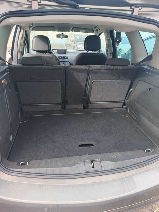 vendo carro Opel Meriva 2014