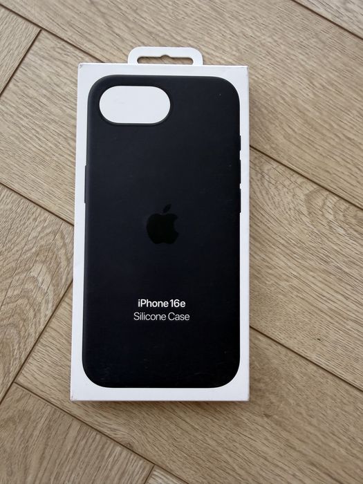 Nowe oryginalne etui Silicone Case do Apple Iphone 16e Black