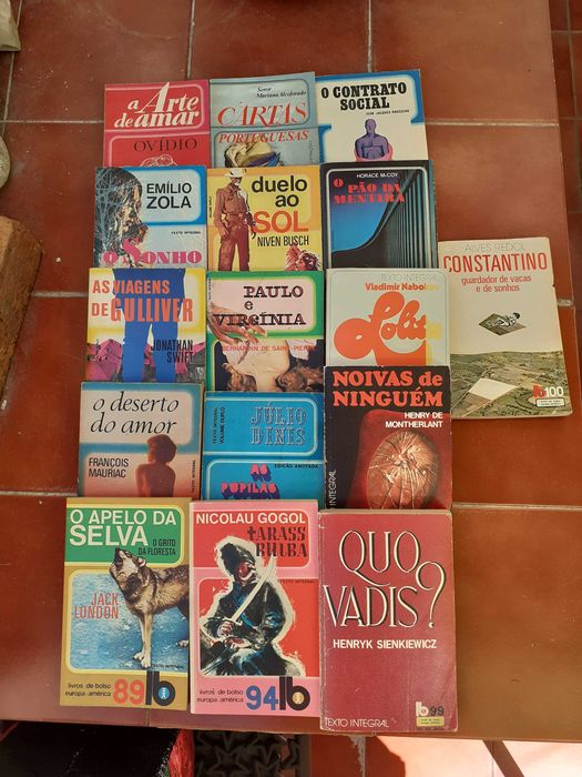 Livros de Bolso Europa-América e Livros RTP e outros
