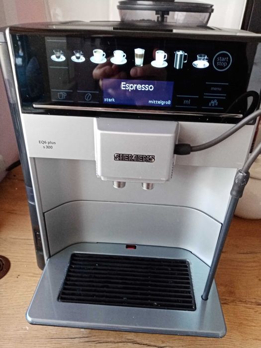 Ekspres Siemens EQ6 plus S300 sporadycznie używany od stycznia 2025!