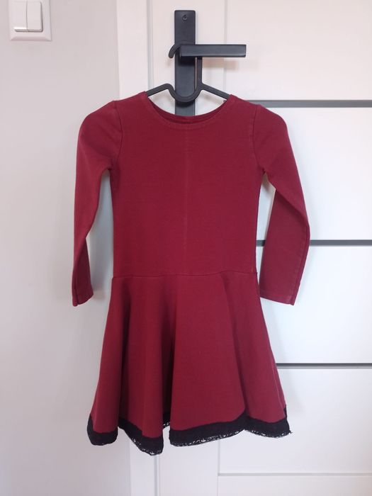 Elegancki zestaw dziewczęcy 134