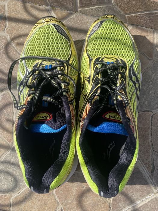 Соловічі кросівки в хорошому стані