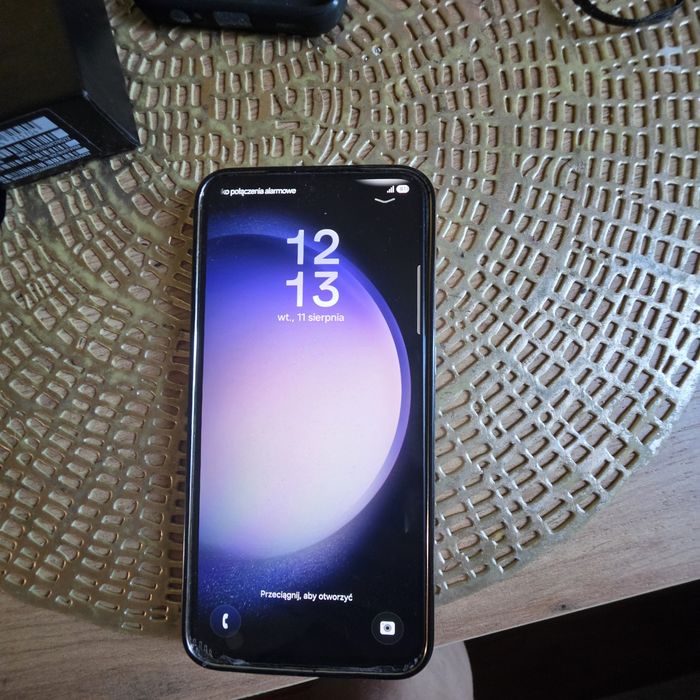Samsung.     S23+