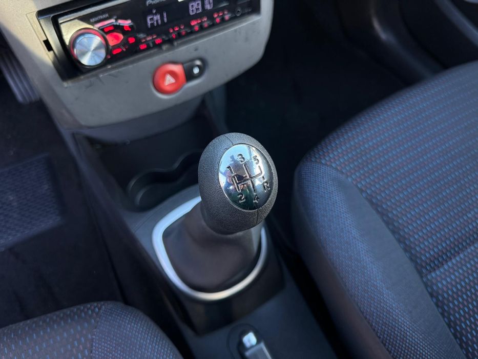 Renault Clio 1.2 16V Confort