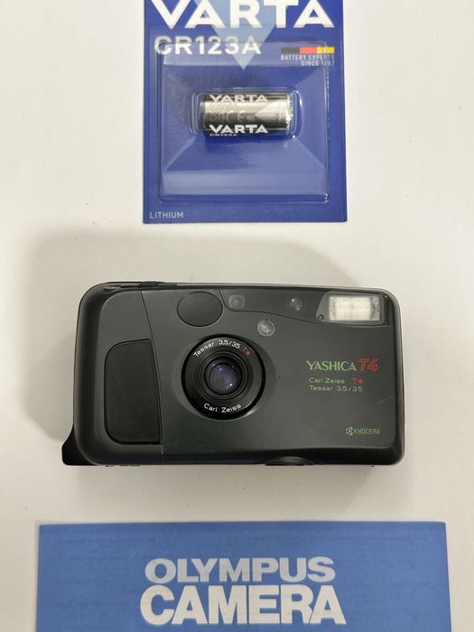 Yashica T 4 Carl Zeiss  Tessar 3.5