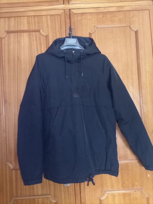 Impermeavel pull and Bear