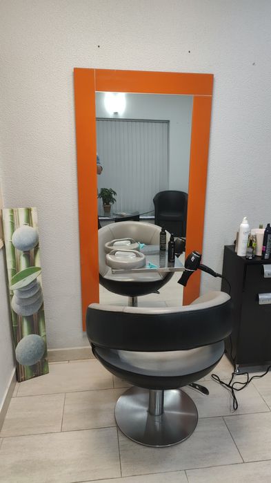 Espelho para cabeleireiro