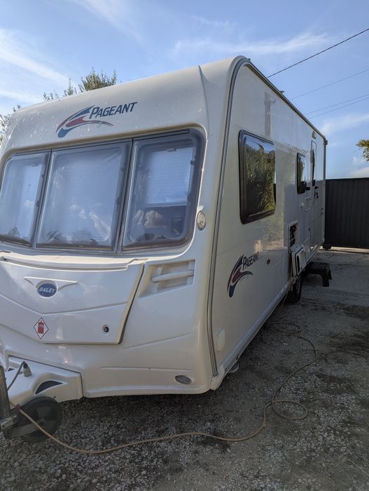 Reservada /Caravana ,  / 4 pessoas/levo ao loc