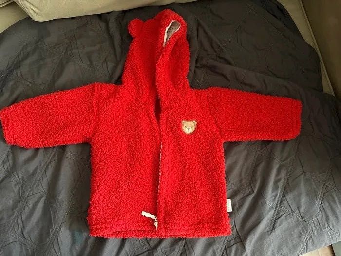 68 - czerwony sweter