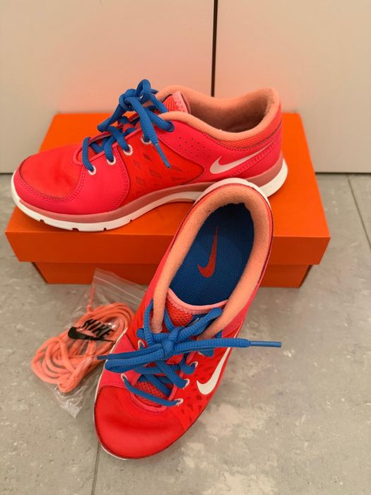 Buty Nike women flex trainer 3 sportowe adidasy rozmiar 6,5 37,5
