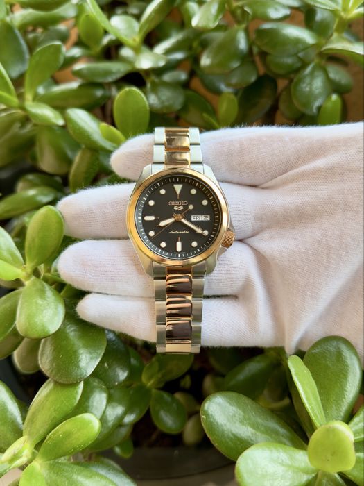 Seiko 5 Sports Bi-Color NOVO