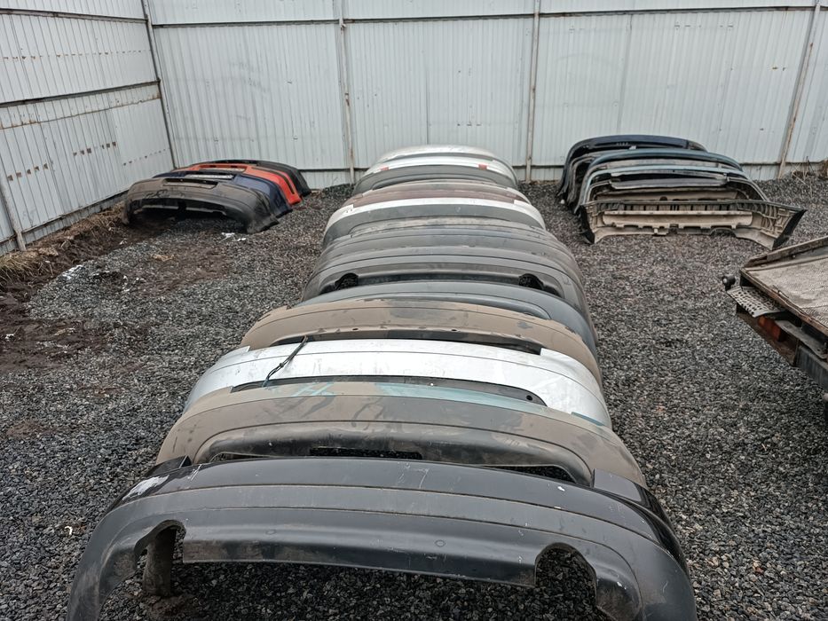 Задний бампер Ауди 100 с4 а6с5 а6с6 a4 b5 passat b5+ golf 4