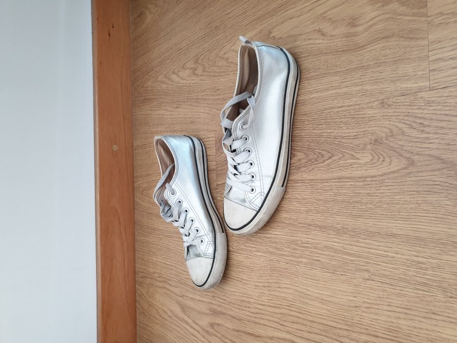 Sapatilhas bershka nr 38