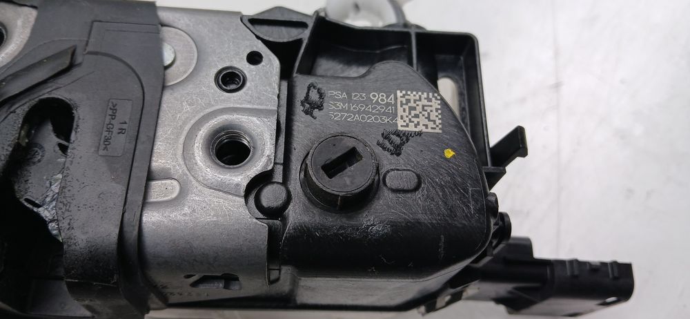 Fechadura / fecho porta trás direito CITROËN C3 III (SX)