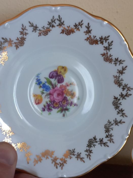 Komplet porcelanowych filiżanek- Czechosłowacja lata 70. XX w.- 6 szt.