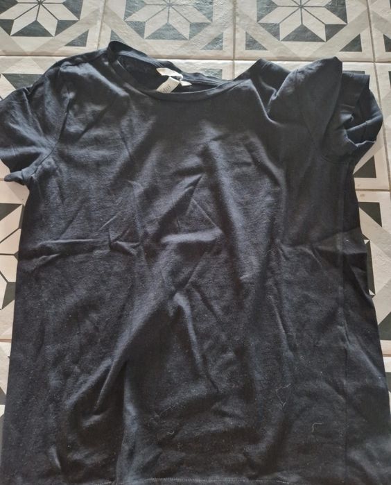 T-shirt czarny kobiecy
