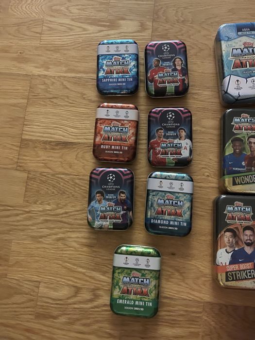 Vendo cartas Match Attax originais com latas