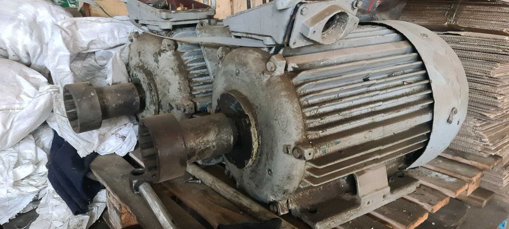 електродвигун 30 Квт.