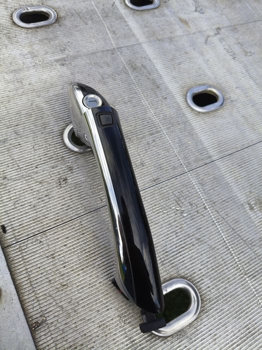 Mercedes R klasa w251 ml w164 lewa klamka kierowcy a1647.600.370 Europ