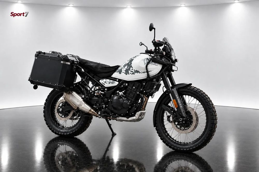 Royal Enfield Himalayan 450 Kamet White (Tubless) com Malas Laterais