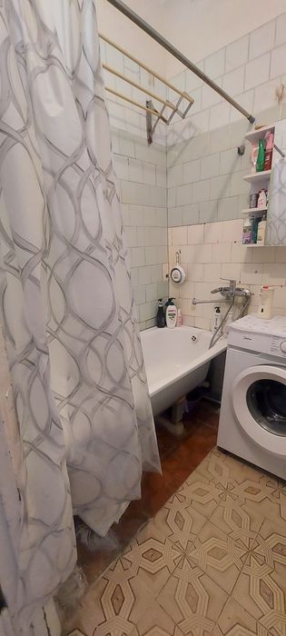 Продам 4 -и кімнатну квартиру в Жовтих Водах