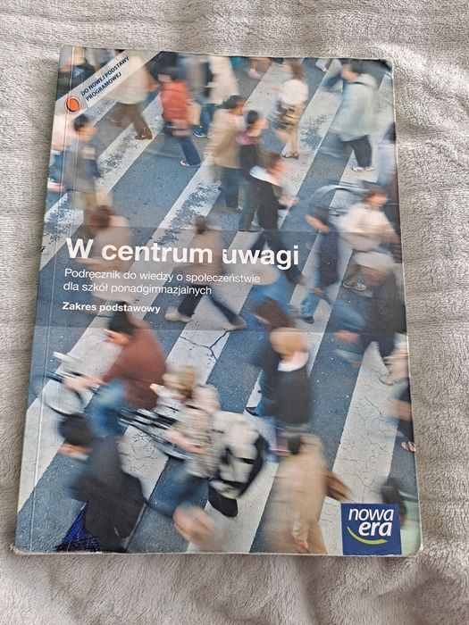 W centrum uwagi podręcznik do WOSu