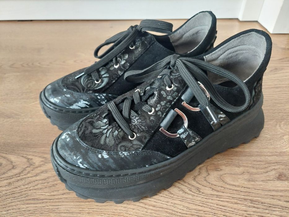 MACIEJKA sneakersy damskie roz.  39