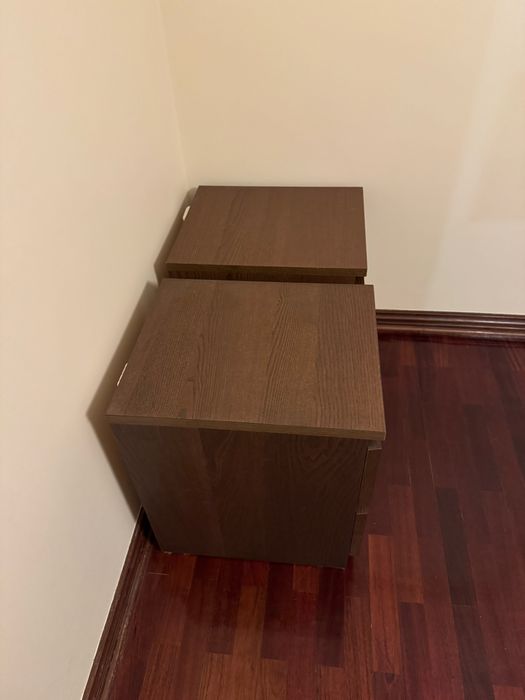 2 Mesas de cabeceira IKEA, castanho