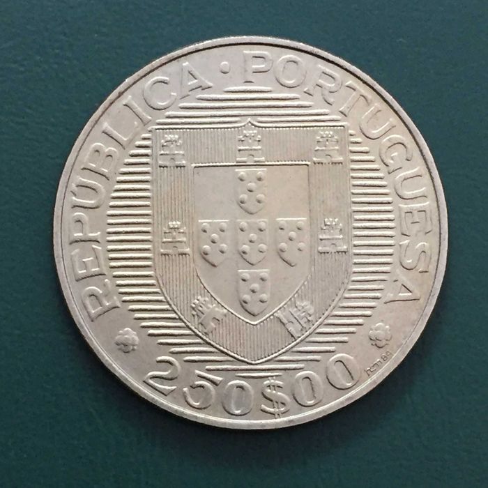250 Escudos 1984,  FAO-Conferência Mundial de Pescas
