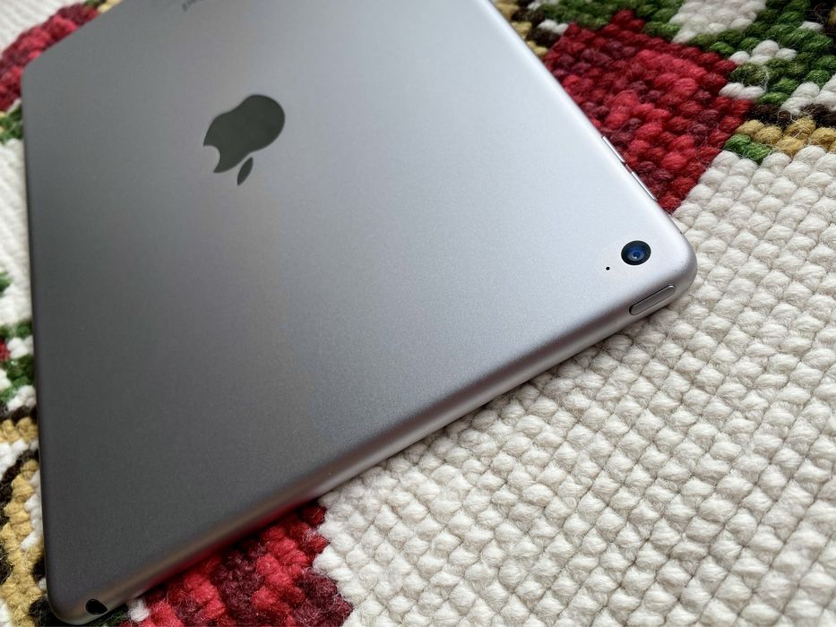 Apple iPad Air 2 Wi-Fi 64GB
