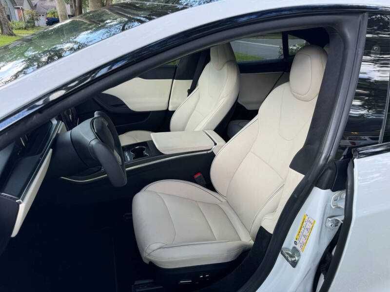 2021 Tesla Model S Plaid