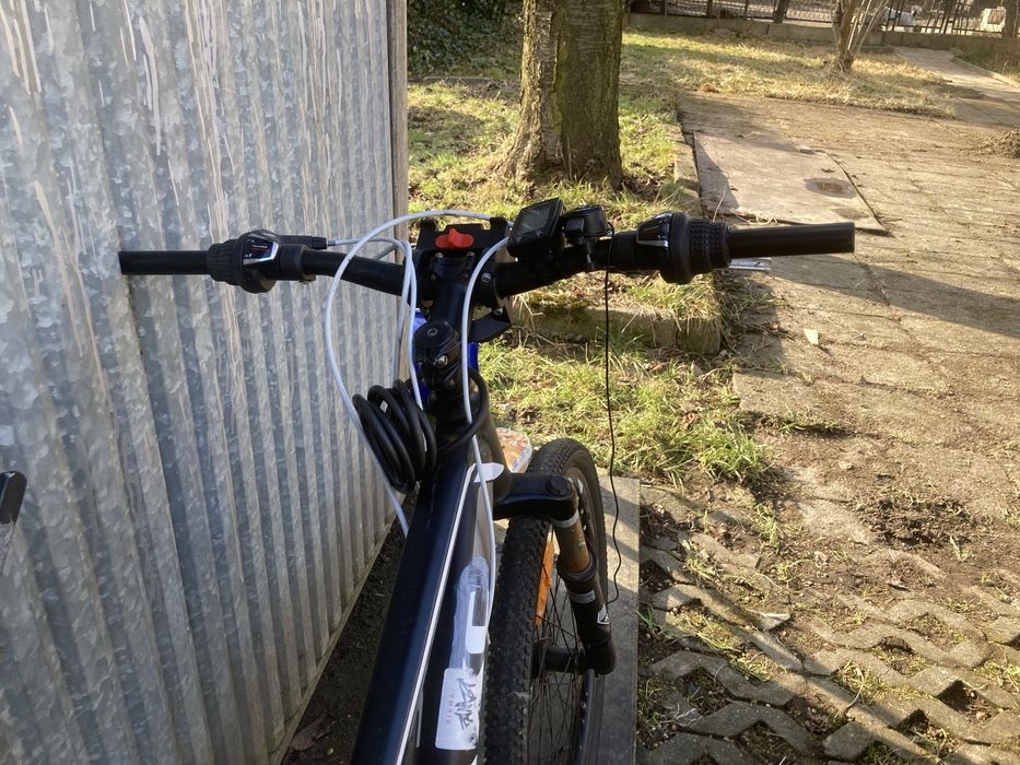 Rower xtb z metalowa rana