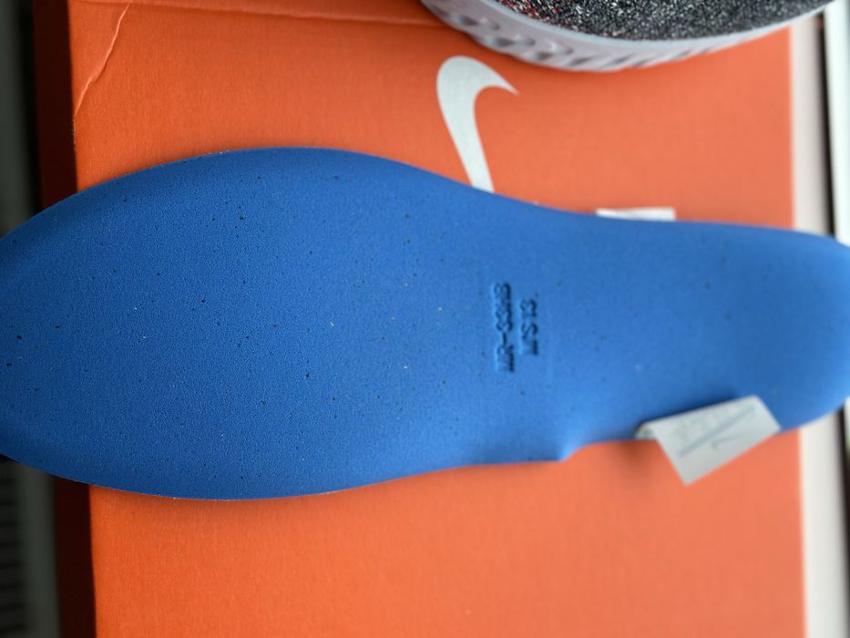 Nike Epic React Flyknit 2