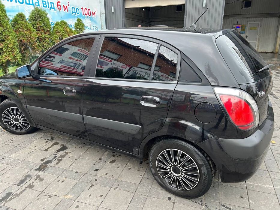 Продам Kia Rio 2007 рік