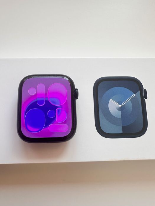 Продам Apple Watch series 9  Midnight Aluminium Case 45mm